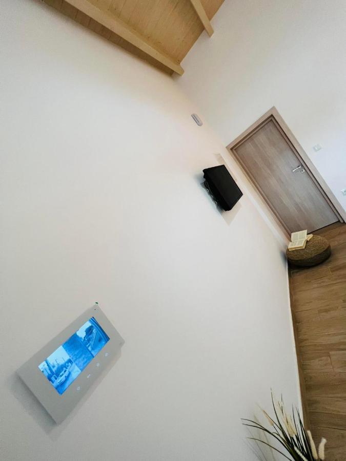 Abuelo Apartment Artemida  Bagian luar foto